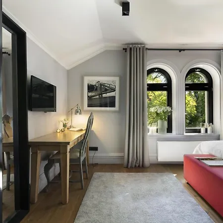 L'entre By Elite アパート *